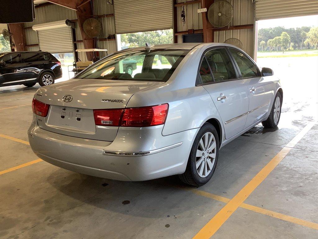 2009 Hyundai Sonata SE
